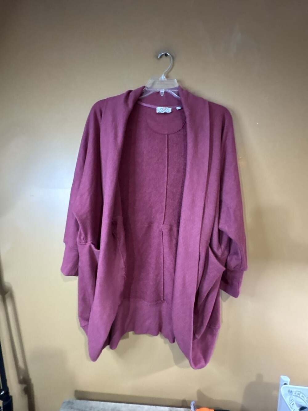 HC1087. Oso Casuals Open Front Batwing Sleeve Drape Cardigan Size 1X Mauve